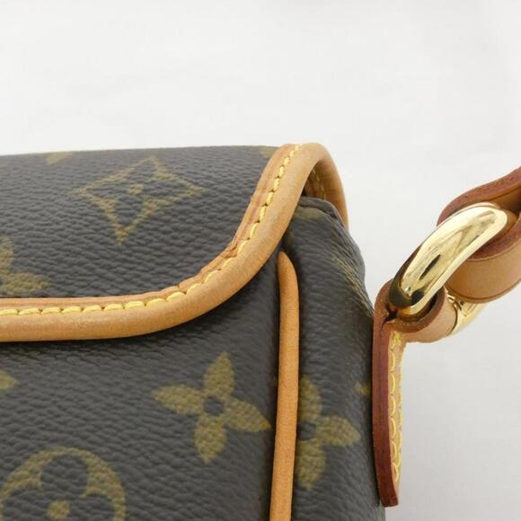 LOUIS VUITTON Gold Monogram Shoulder Bag - Picture 6 of 10